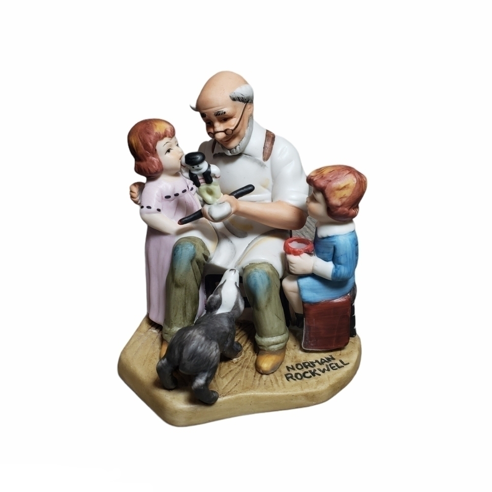 INTERNATIONAL Collection Finders Norman Rockwell